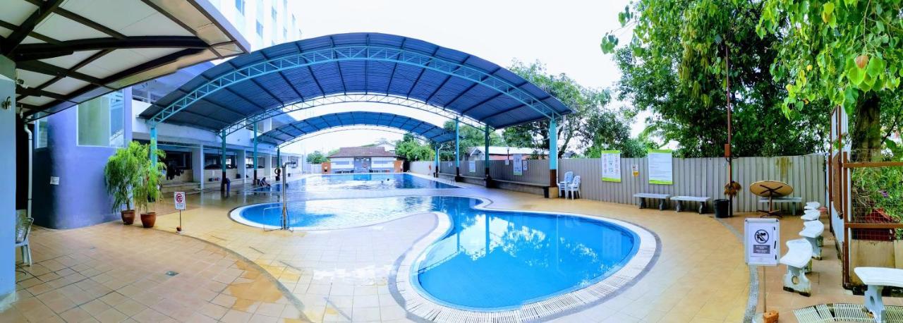 โฮเต็ล เอเอสอาร์ซี Hotel อลอร์สตาร์ ภายนอก รูปภาพ